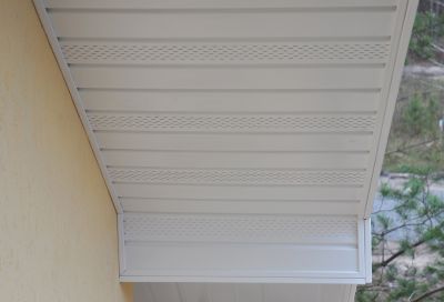 Soffit Damage Repair in Overland Park, KS